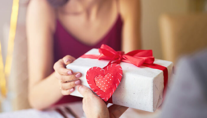 10 interesting gift ideas to make Valentine’s Day special